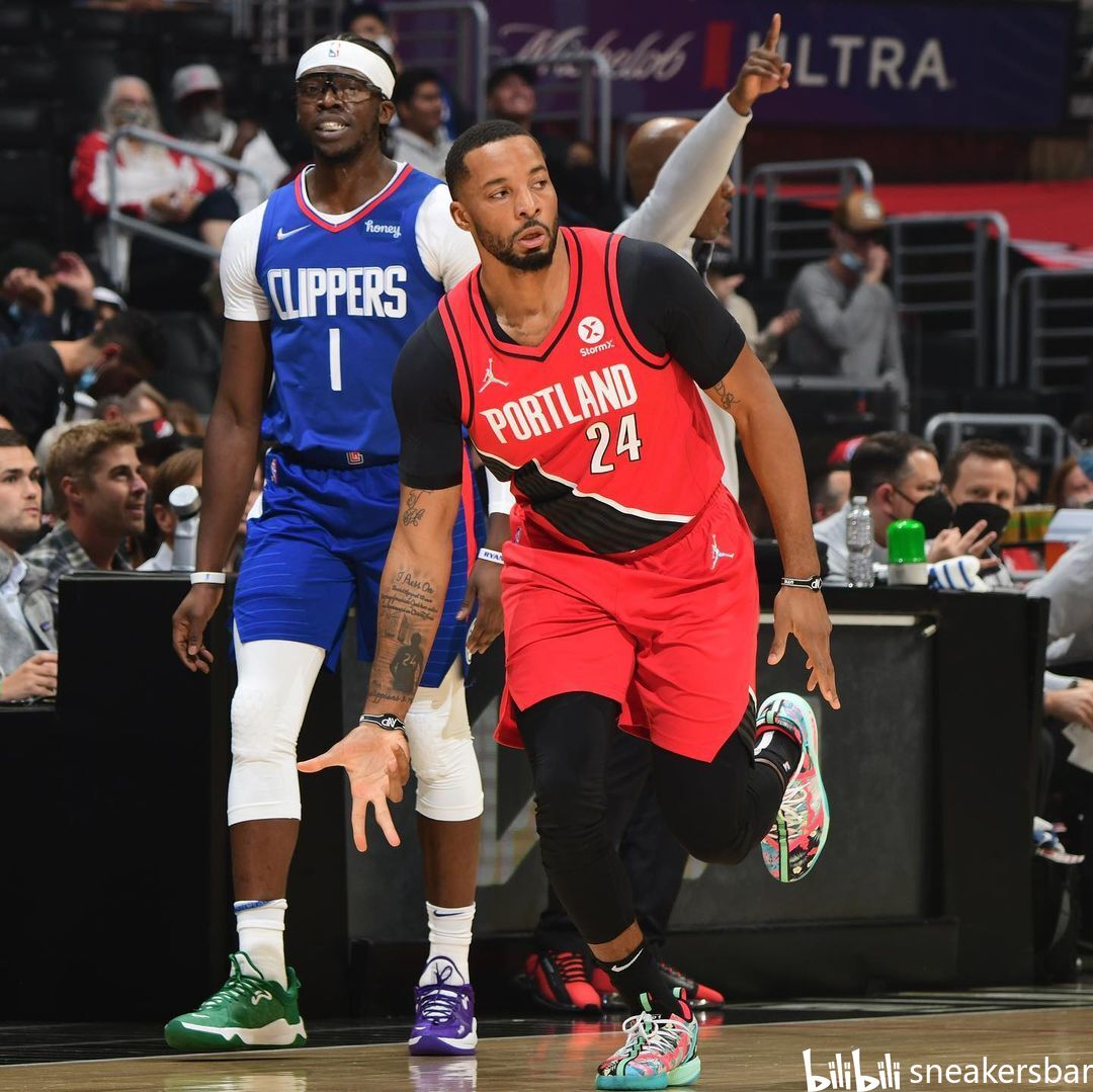 式赞不绝口 式赞不绝口