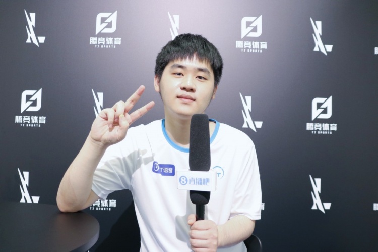 一个值得期 一个值得期