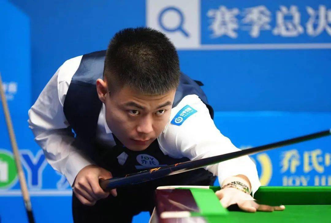 要求选手在 要求选手在